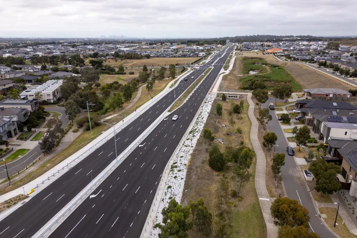 250210-bmd-mickleham-road-upgrade-mickleham-rd-south-of-dellamore-blvd-intersection-1