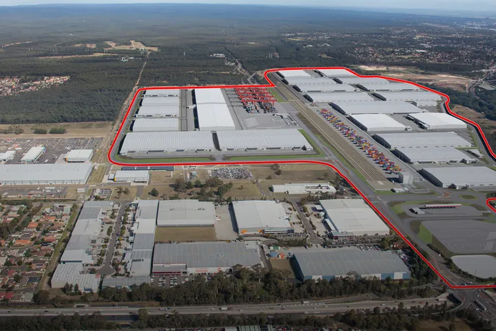 31AAFBFE-8043-4191-83E9-BE05739D3B0CMoorebank20Logistics20Park20hero20image.jpg