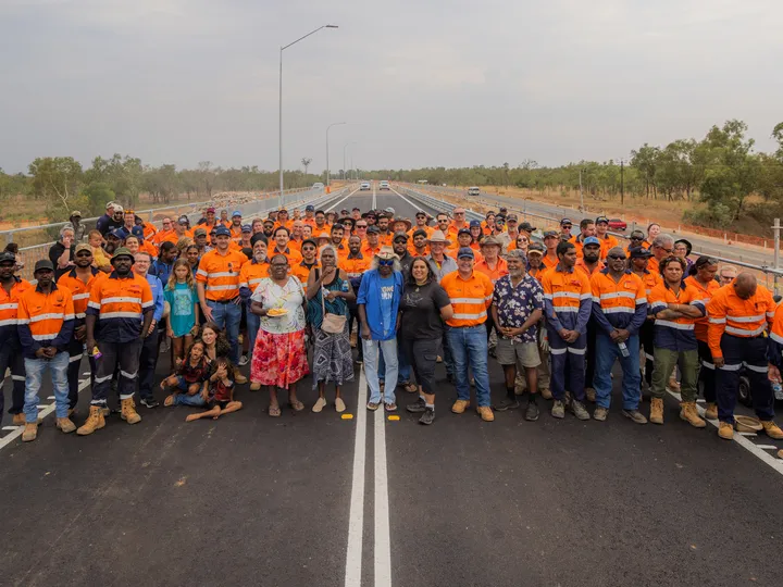 Workers and community on the new Brooking Channel Bridge